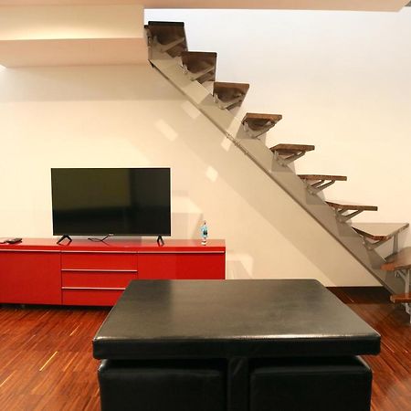 Apartmán Cozy & Large Loft Famagosta Milán Exteriér fotografie