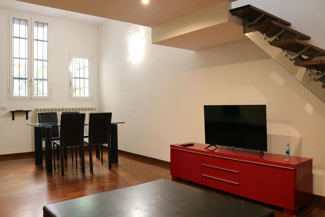 Apartmán Cozy & Large Loft Famagosta Milán Exteriér fotografie