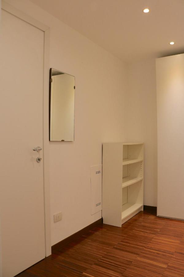 Apartmán Cozy & Large Loft Famagosta Milán Exteriér fotografie