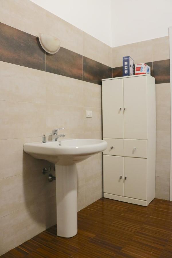 Apartmán Cozy & Large Loft Famagosta Milán Exteriér fotografie
